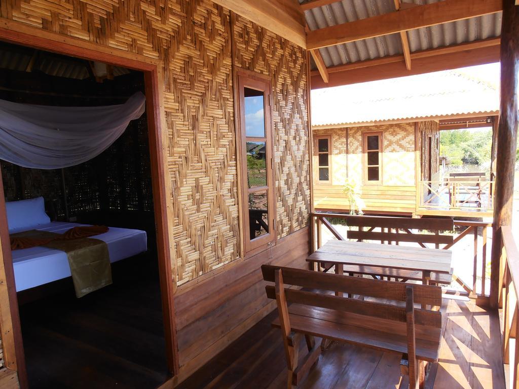 Ban Ban Bangalow Koh Jum Exterior foto